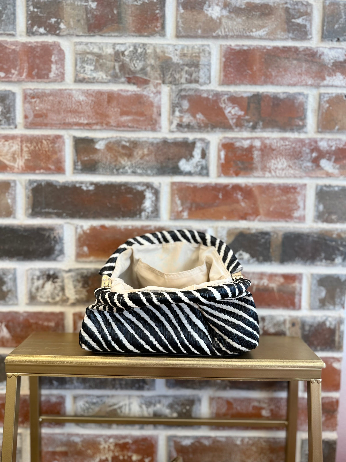 Zebra Clutch
