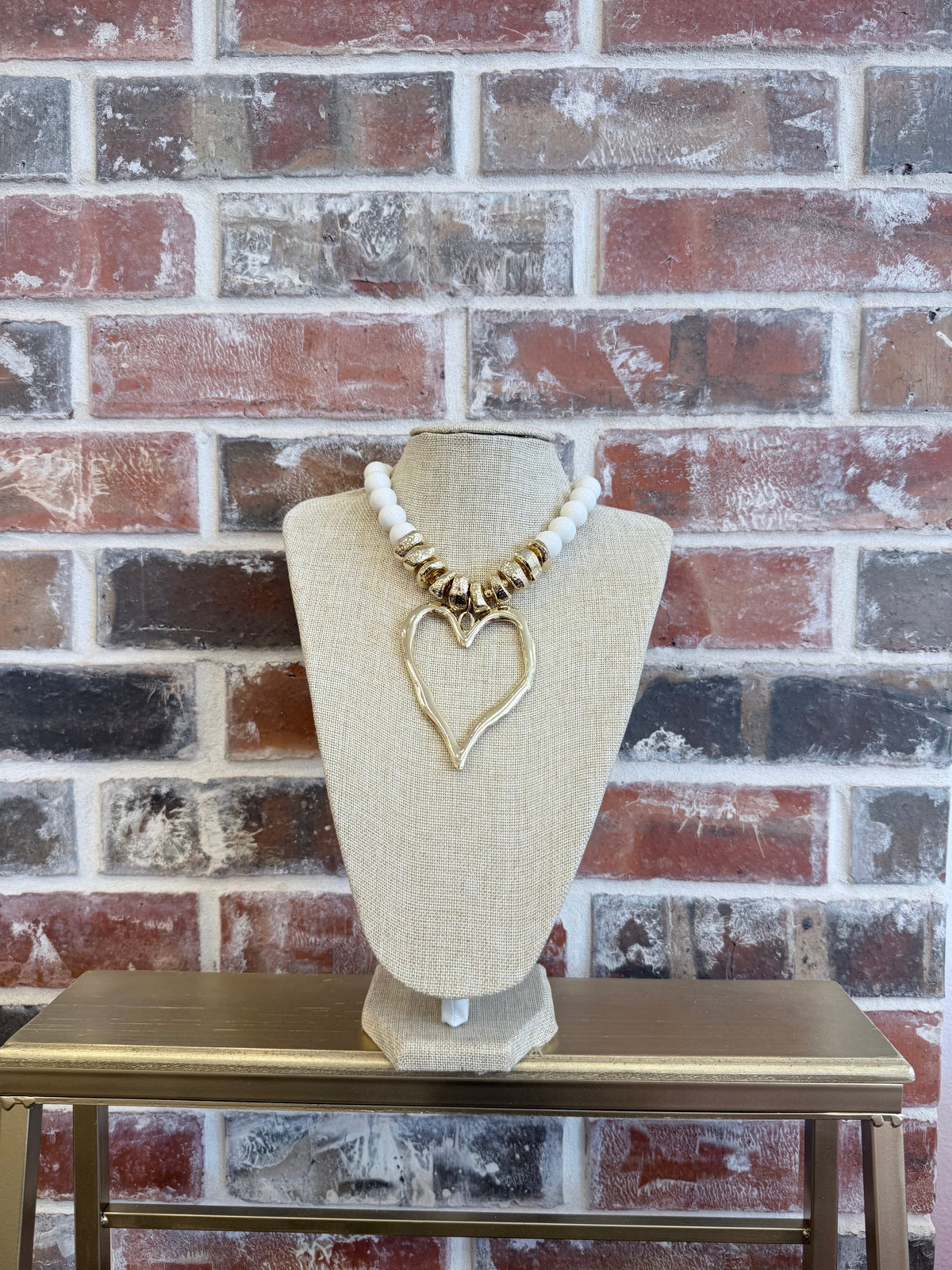 Chunky Heart Necklace Off White